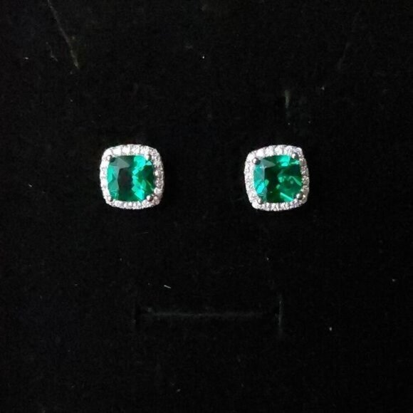 1.8 Carat Emerald Sterling Silver Stud Earrings - Picture 4 of 9
